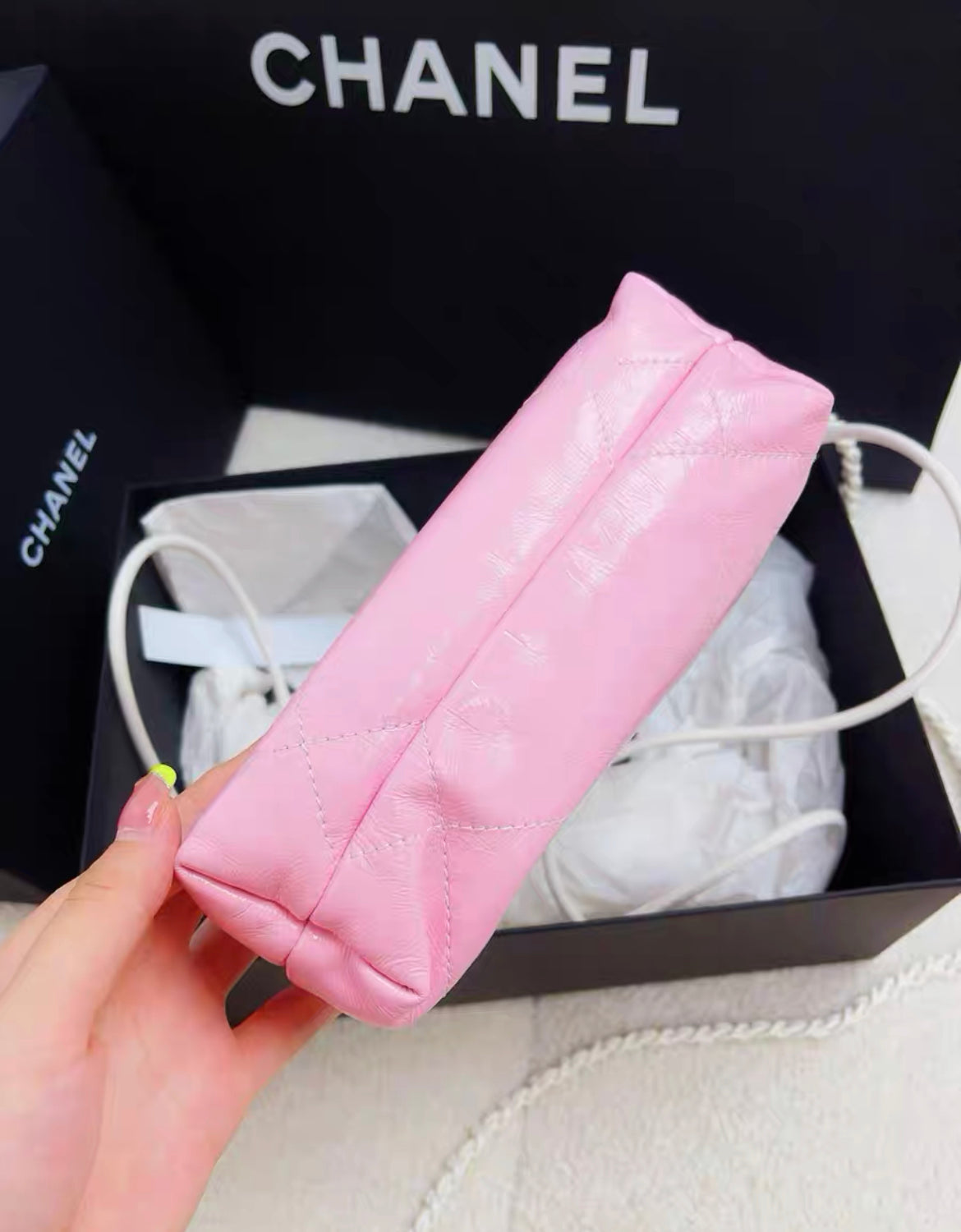 Chanel Chanel 22 Shoulder Bag - Rovelle Bags