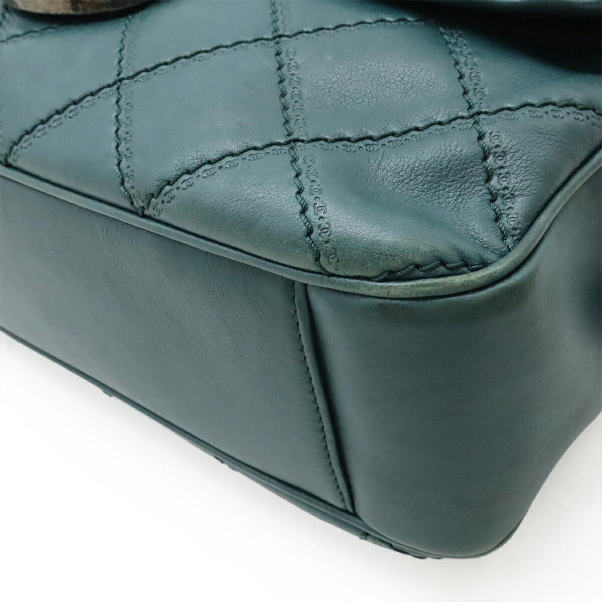 Chanel Wild Stitch Leather Shoulder Bag - Rovelle Bags