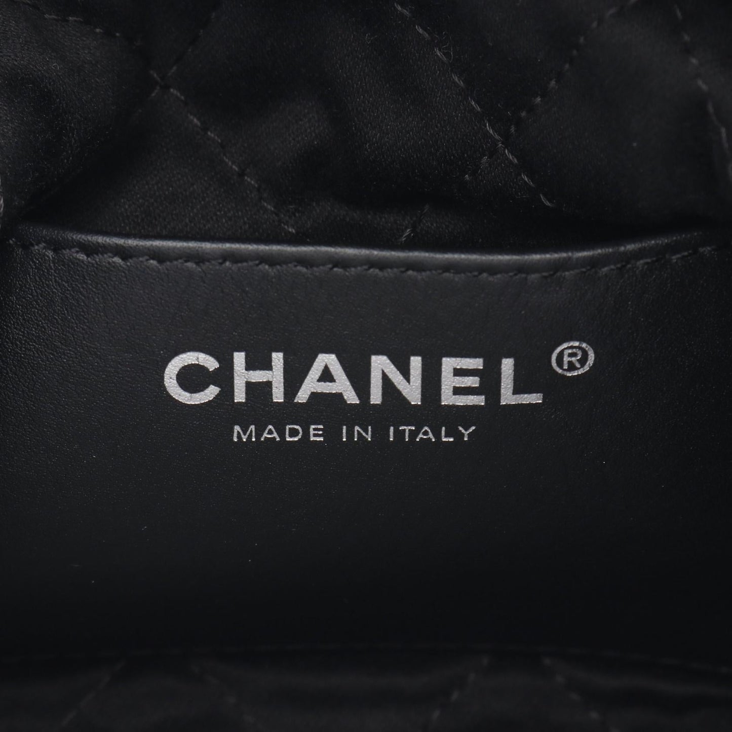 Chanel CHANEL 22 Leather Shoulder Bag