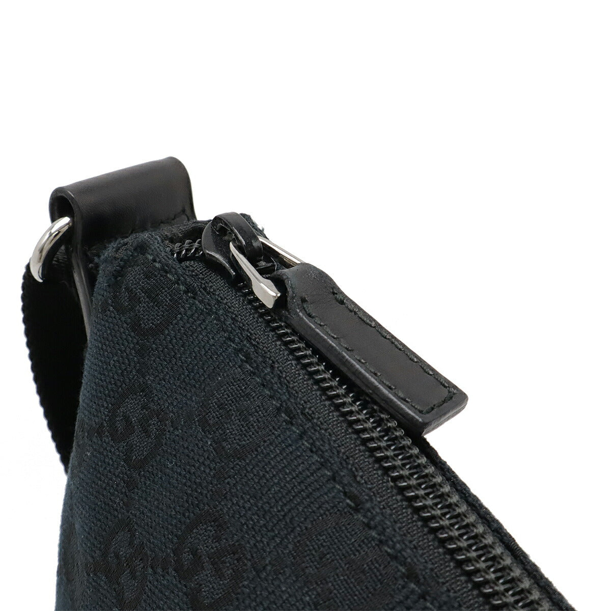 Gucci GG Canvas Messenger Bag