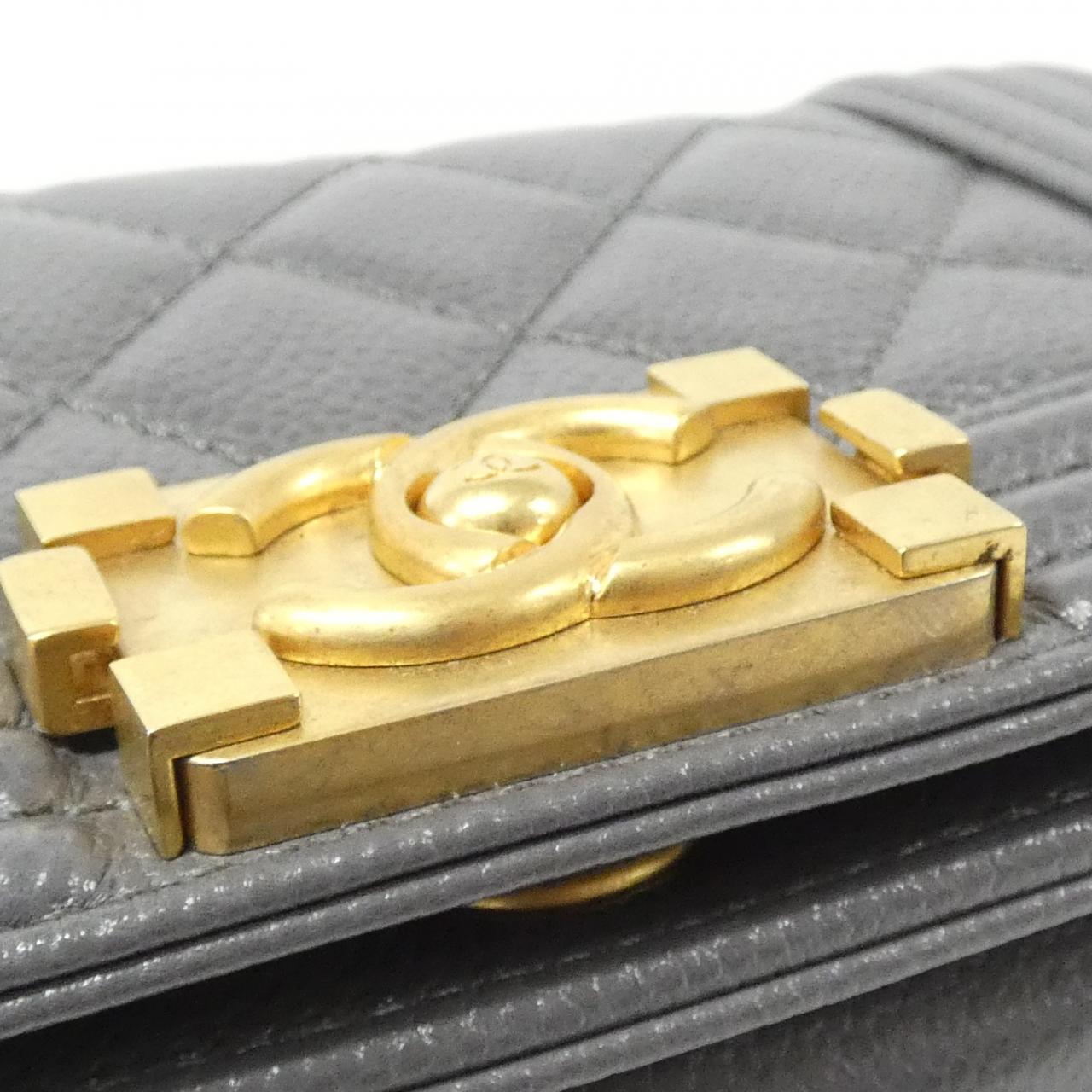 Chanel Boy Shoulder Bag - Rovelle Bags