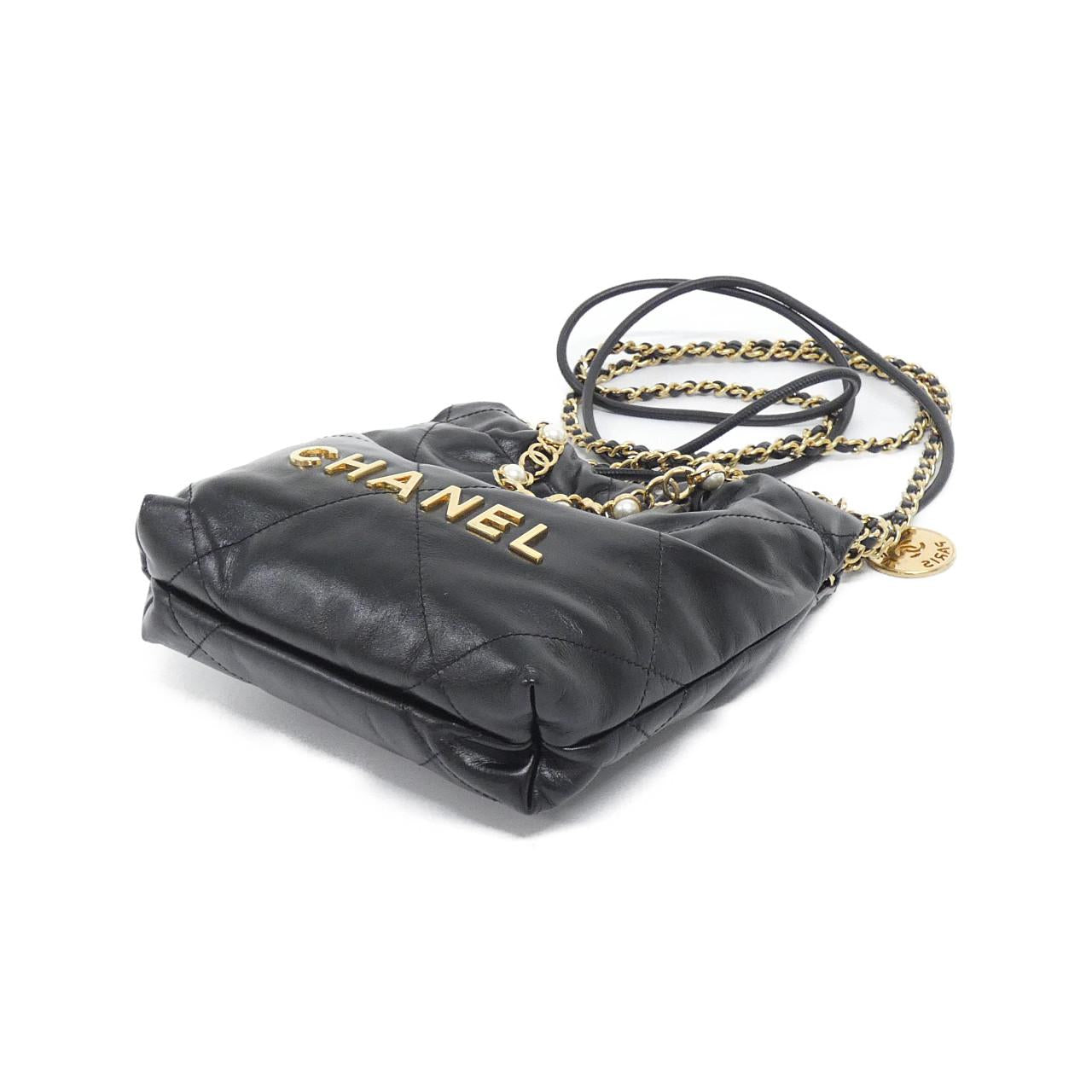 Chanel 22 Calf Shoulder Bag - Rovelle Bags