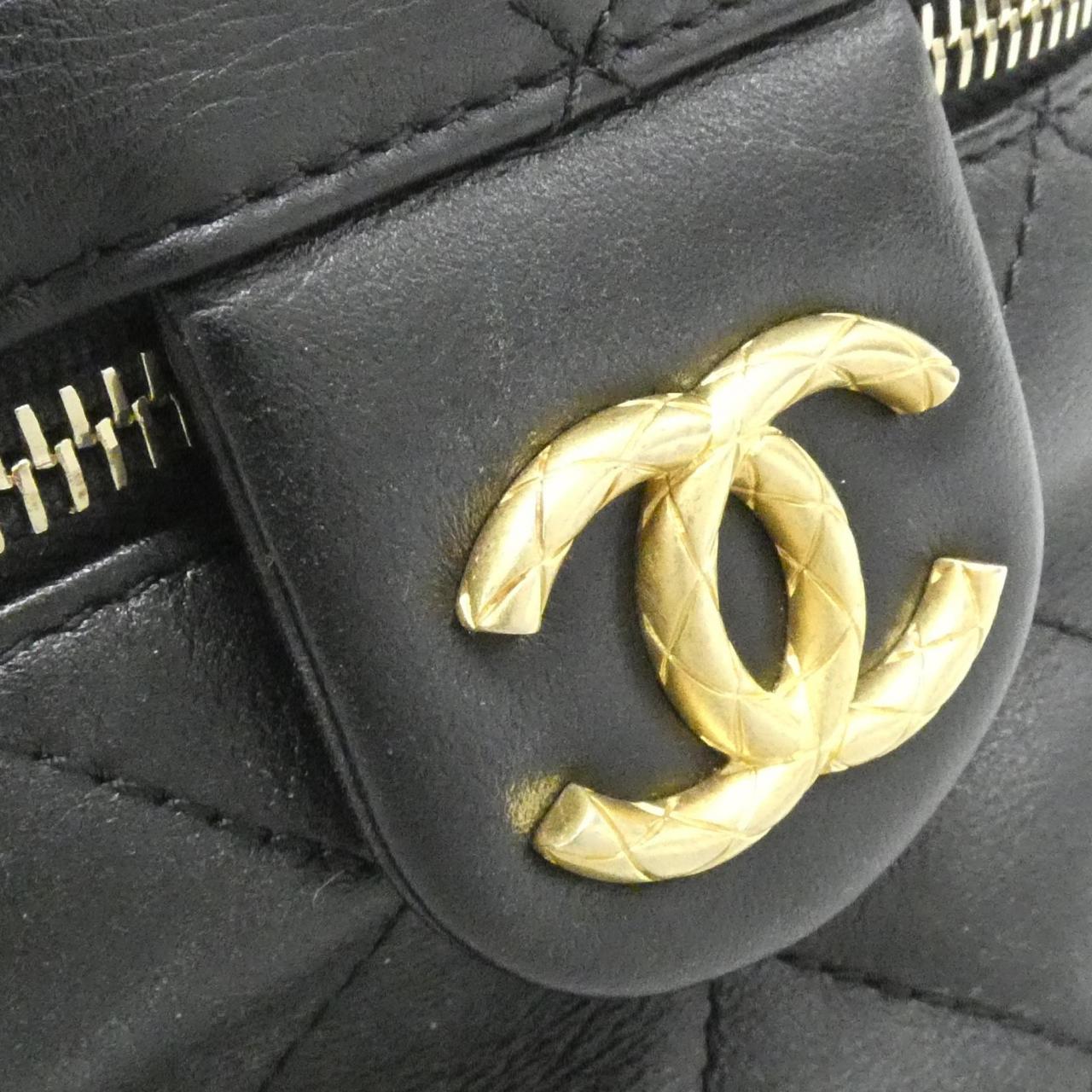 Chanel AS3228 Calf Shoulder Bag