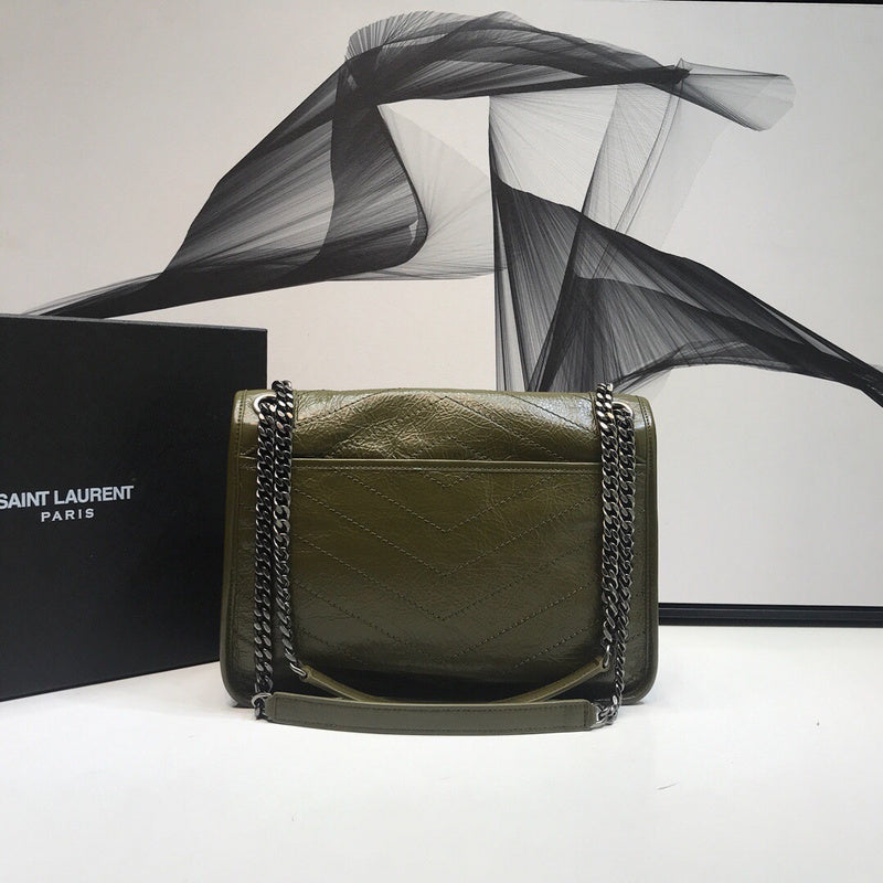 Yves Saint Laurent Day Polished Handbag