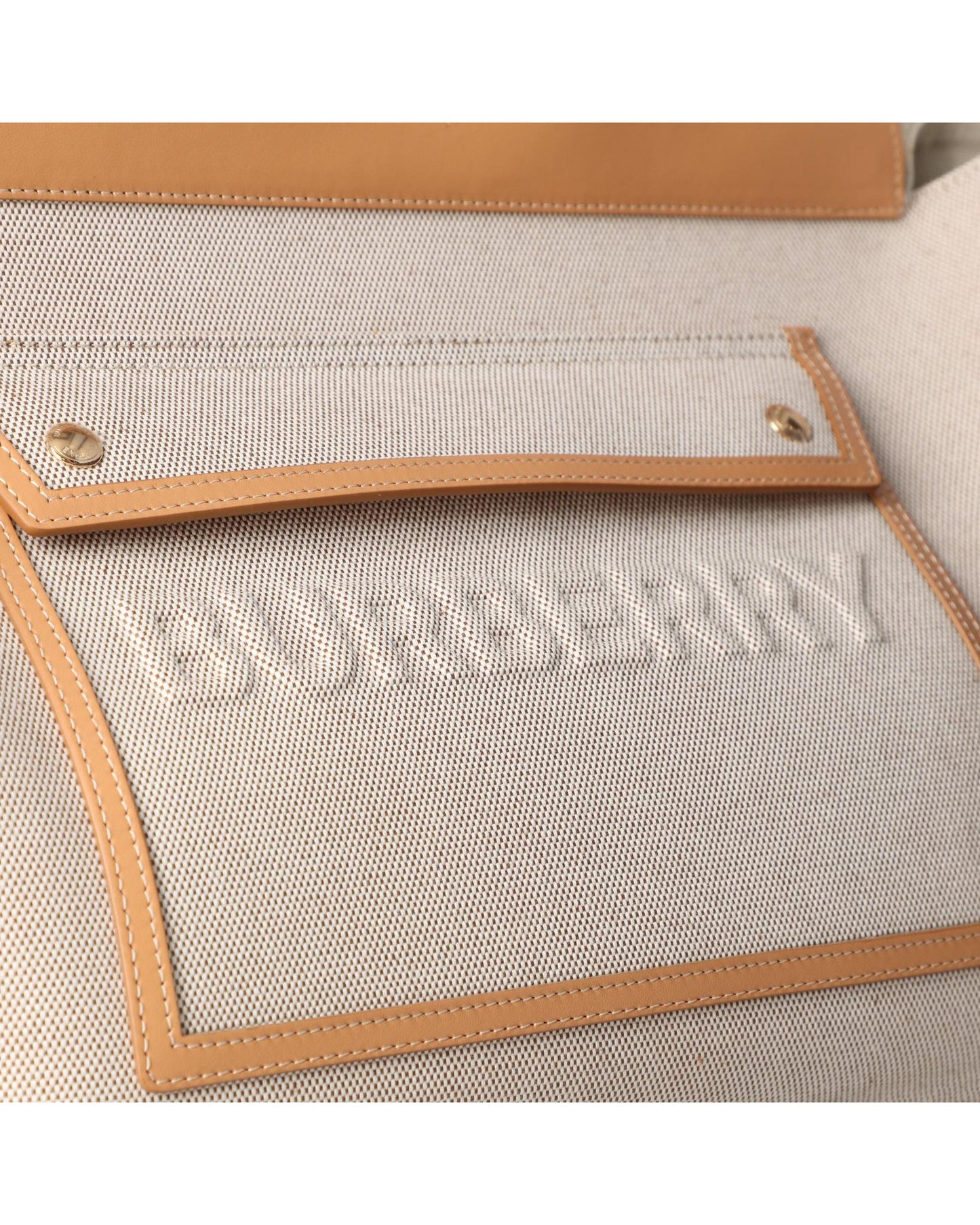 Burberry Pocket Tote - Rovelle Bags