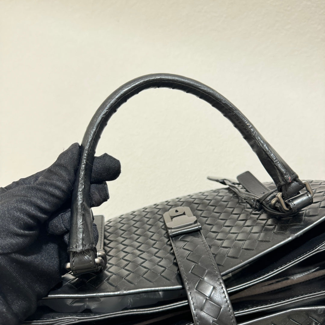 Bottega Veneta Veneta Shoulder Bag - Rovelle Bags