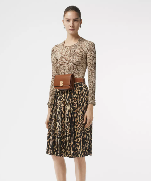 Burberry Pocket Shoulder Bag - Rovelle Bags