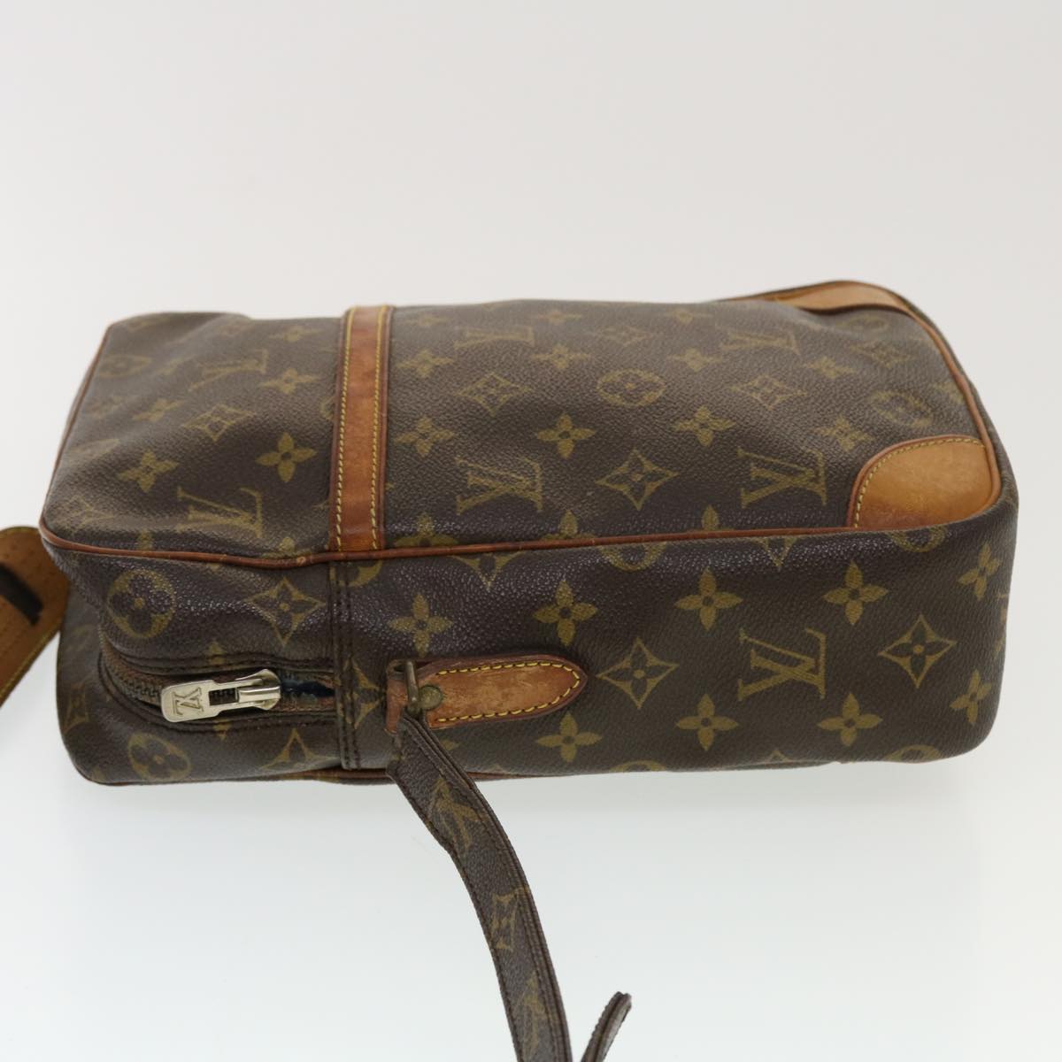 LOUIS VUITTON Monogram Danube MM Shoulder Bag M45264 LV 42961