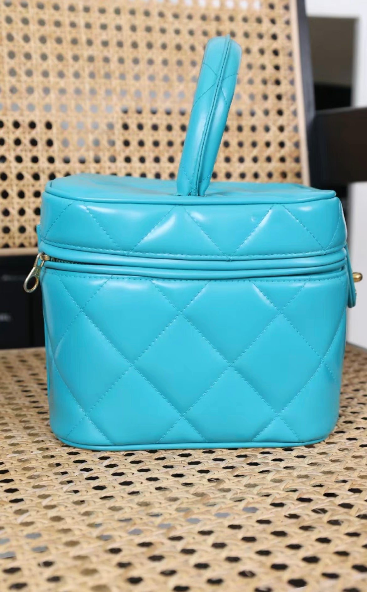 Chanel Chanel 19 Shoulder Bag - Rovelle Bags