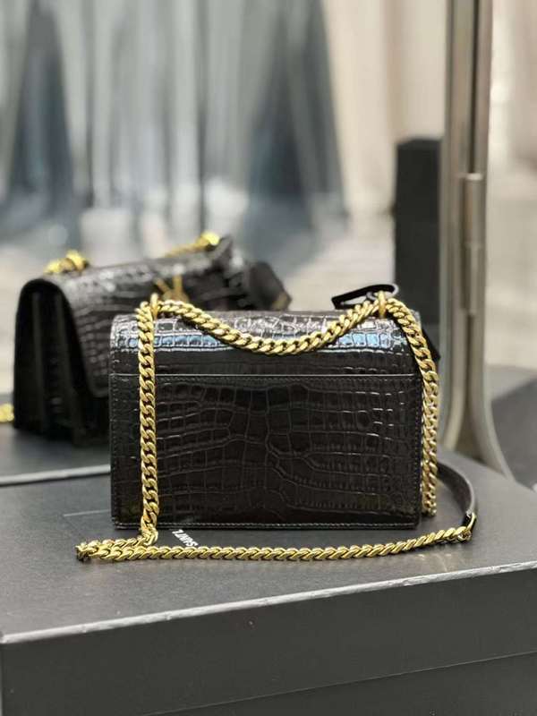 Yves Saint Laurent Editorial Everyday Handbag