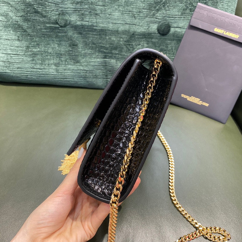 Yves Saint Laurent Signature Handbag