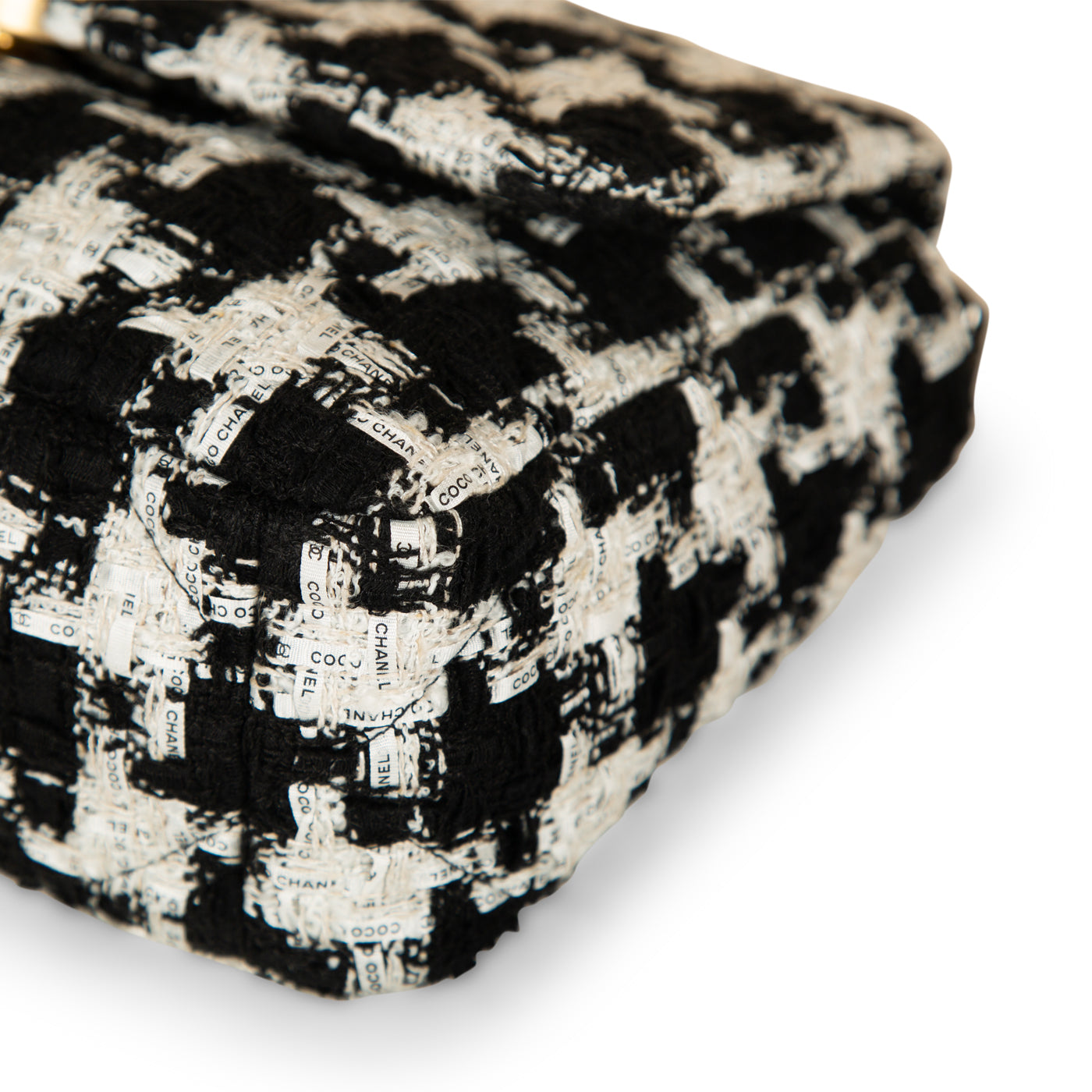 Chanel Chanel 19 Shoulder Bag - Rovelle Bags