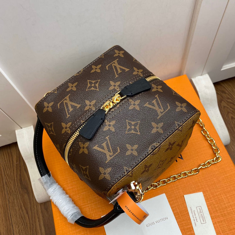 Louis Vuitton Luxury Bags 1866