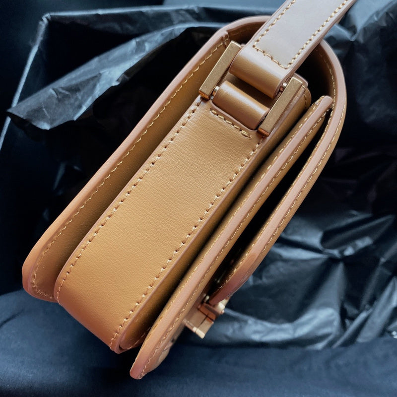 Yves Saint Laurent - Bags 025