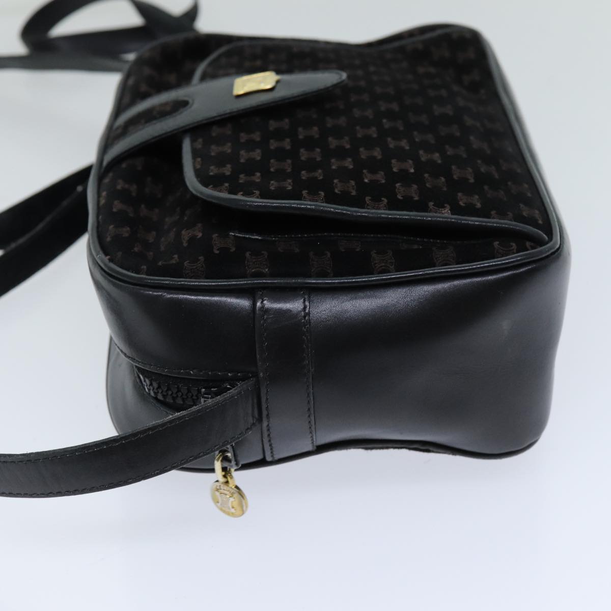 Luxury CELINE Macadam Canvas Shoulder Bag Black 76081