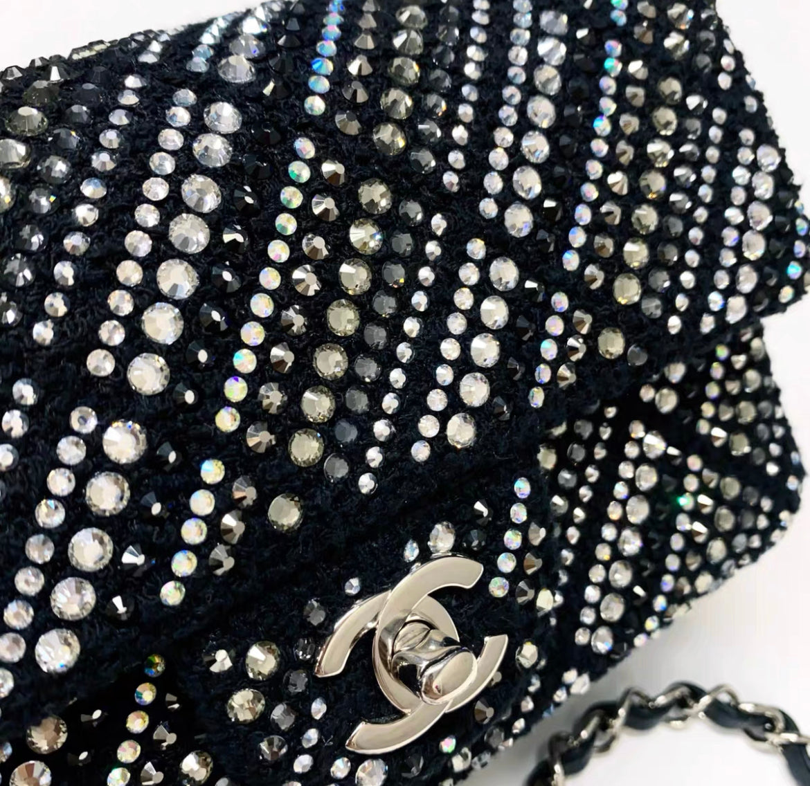 Chanel Chanel 22 Shoulder Bag - Rovelle Bags