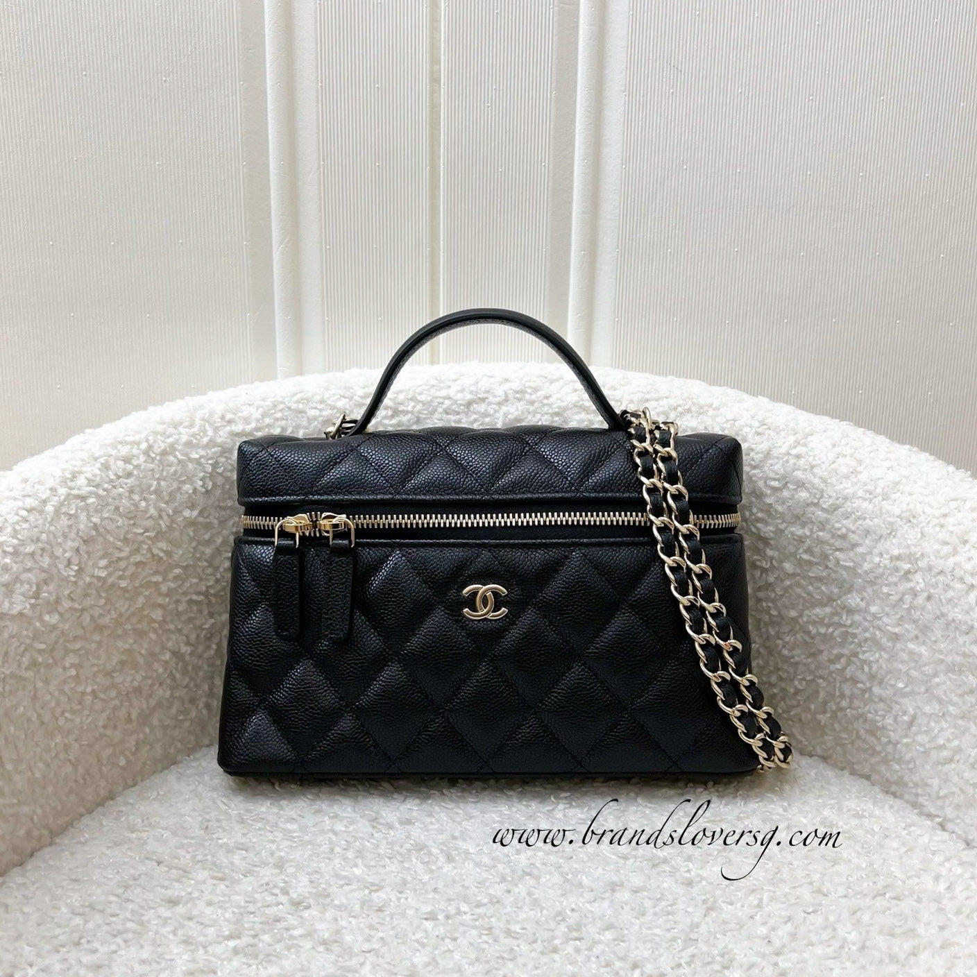 Chanel 25C Vanity / Clutch with Vanity Bag - Rovelle Bags