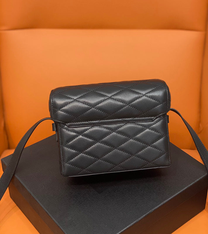 Yves Saint Laurent - Bags - 295