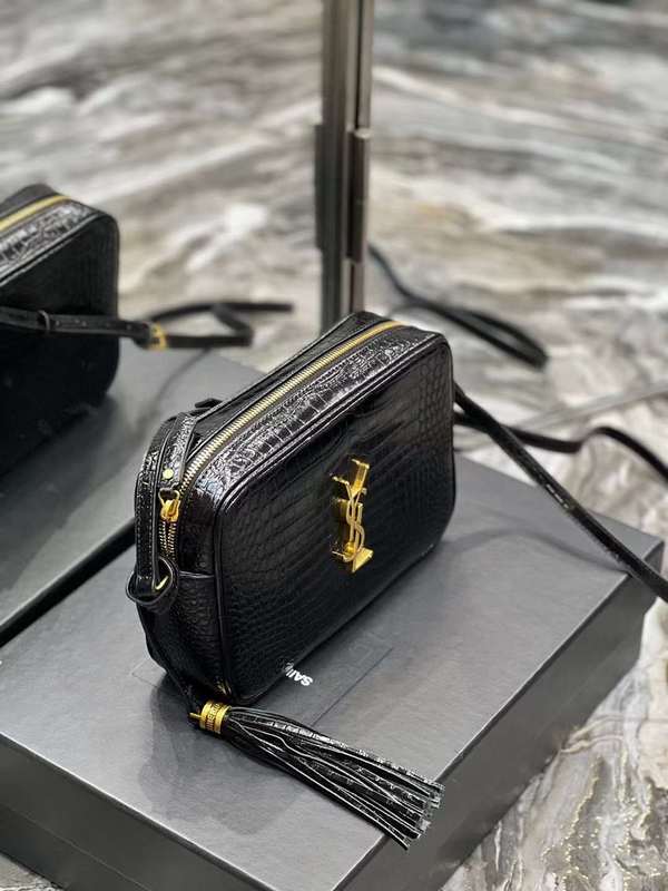Yves Saint Laurent Classic Handbag
