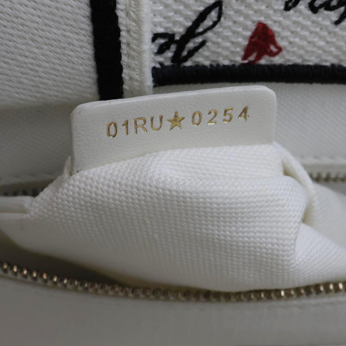 CHRISTIAN DIOR Book Small Dioramour Je Vous Adore Embroidered Canvas Tote Bag White