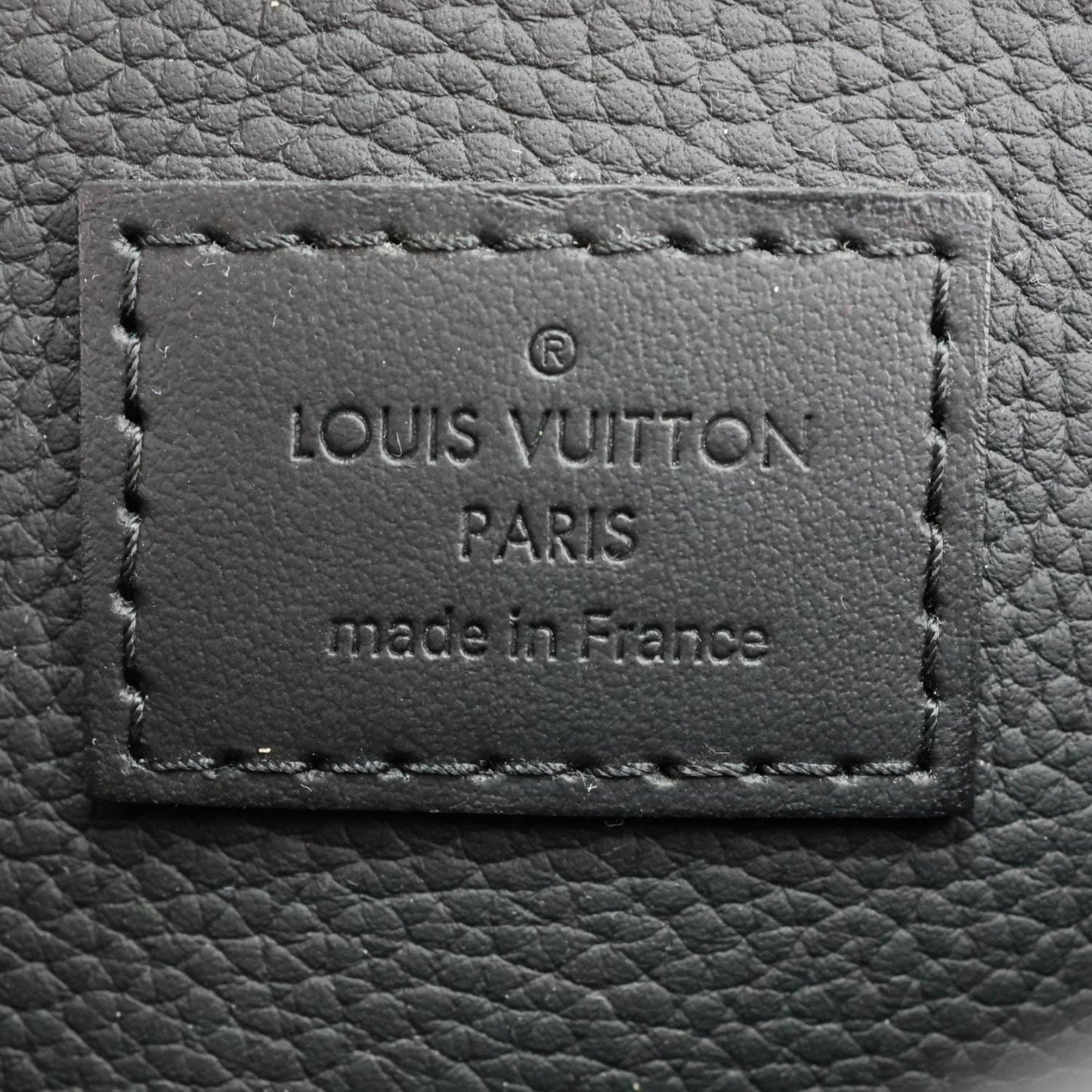 LOUIS VUITTON Aerogram Takeoff Sling Leather Crossbody Bag Black