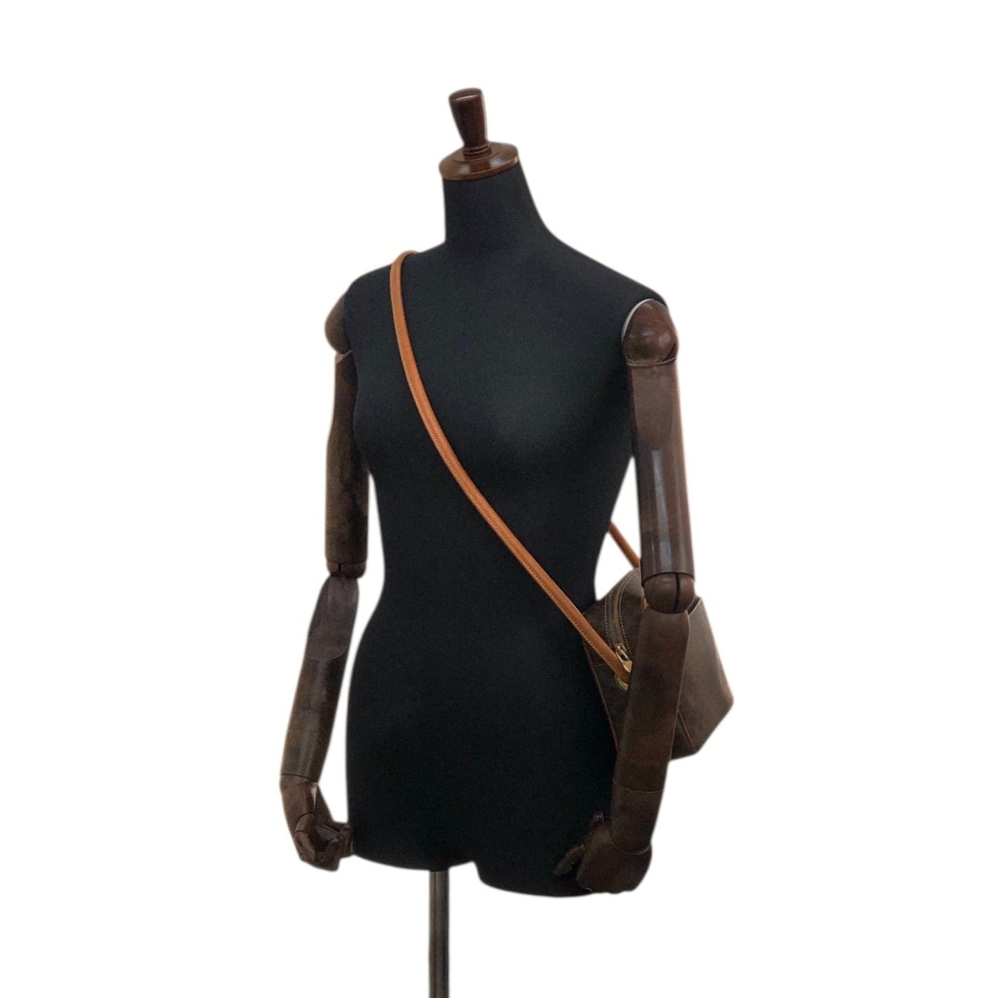 CELINE Macadam Shoulder bag Brown 6yth7d
