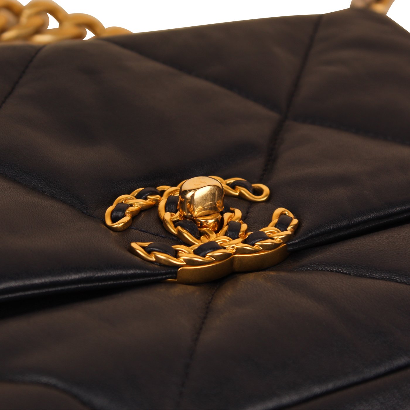 Chanel Chanel 19 Shoulder Bag - Rovelle Bags