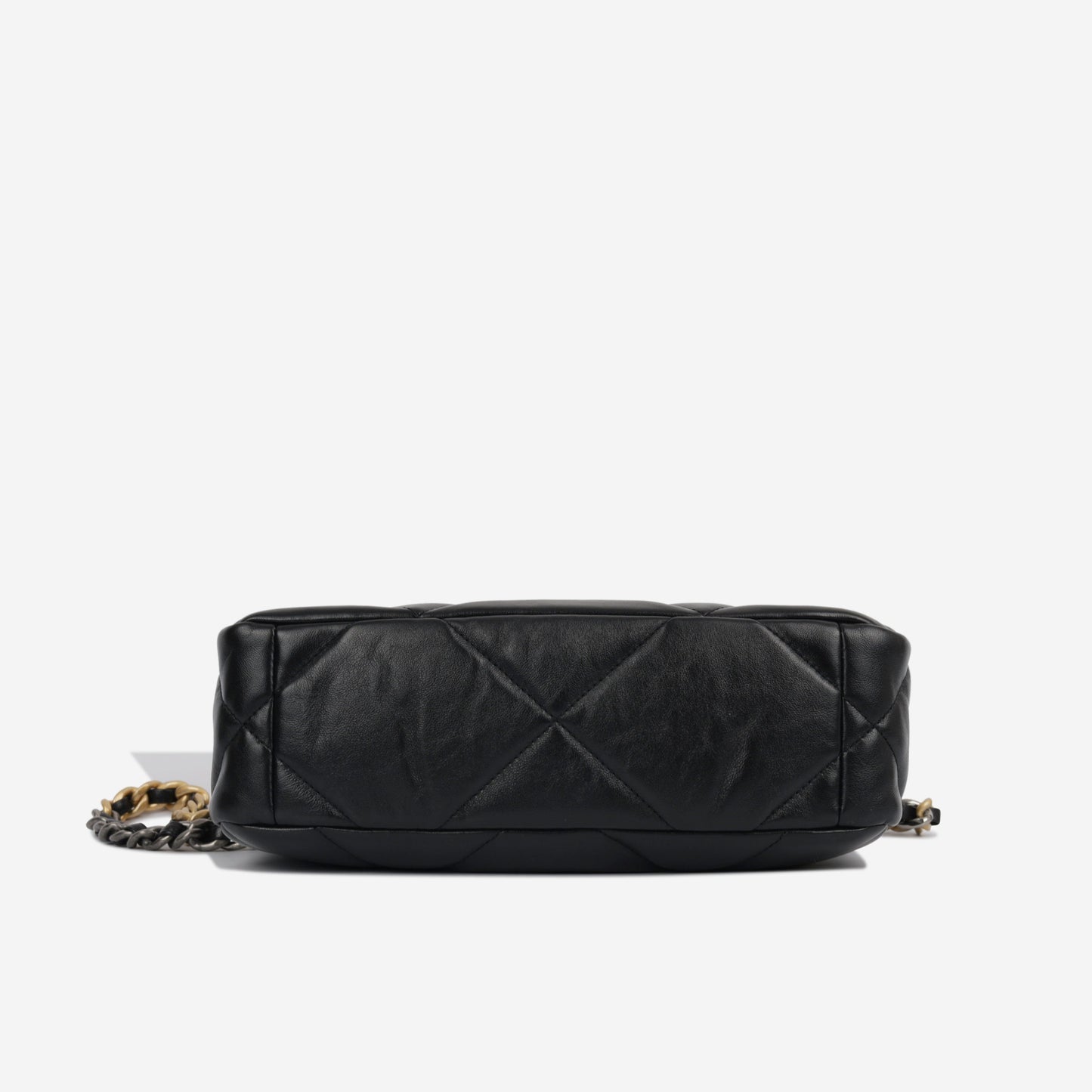 Chanel Chanel 19 Shoulder Bag - Rovelle Bags
