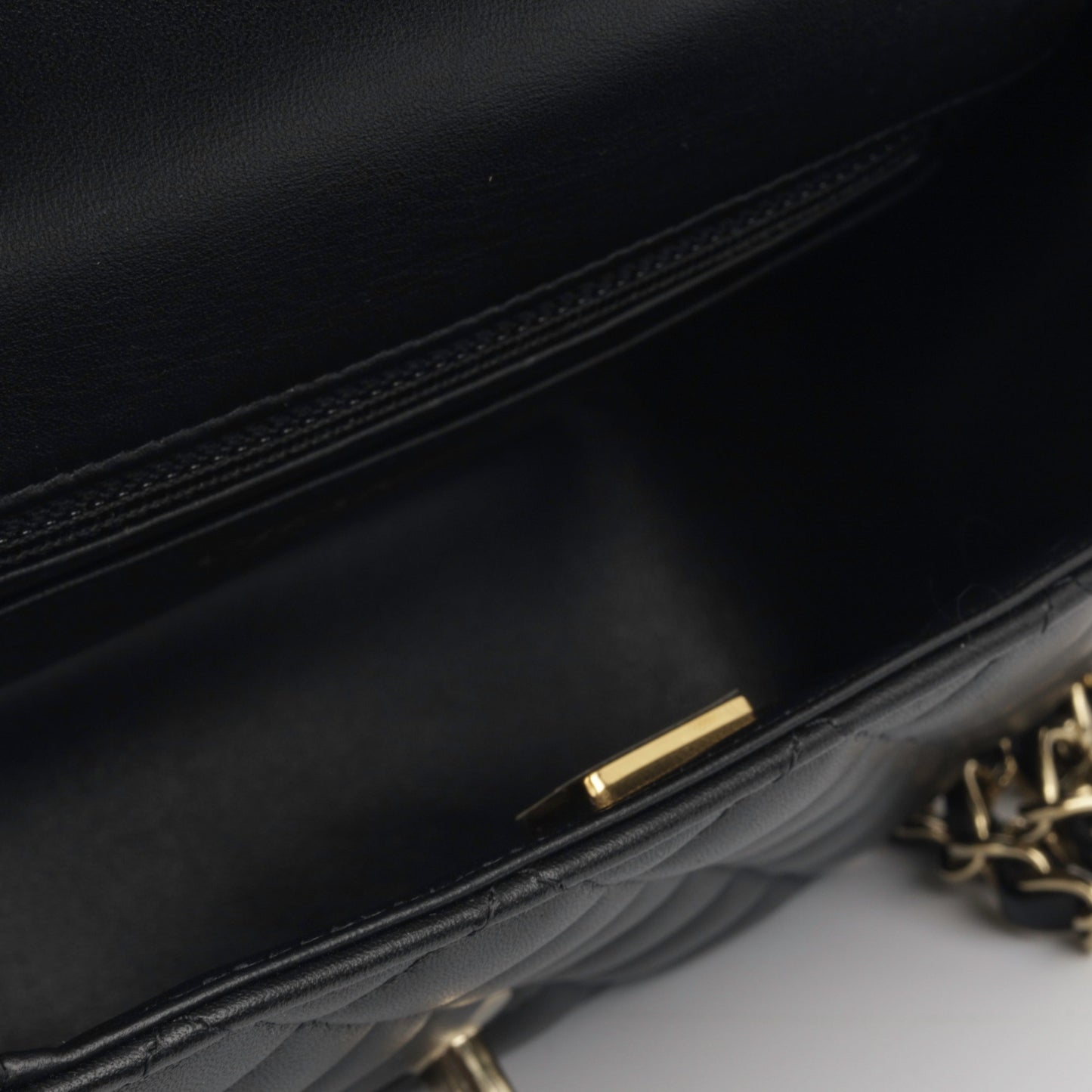 Chanel Classic Flap Shoulder Bag - Rovelle Bags