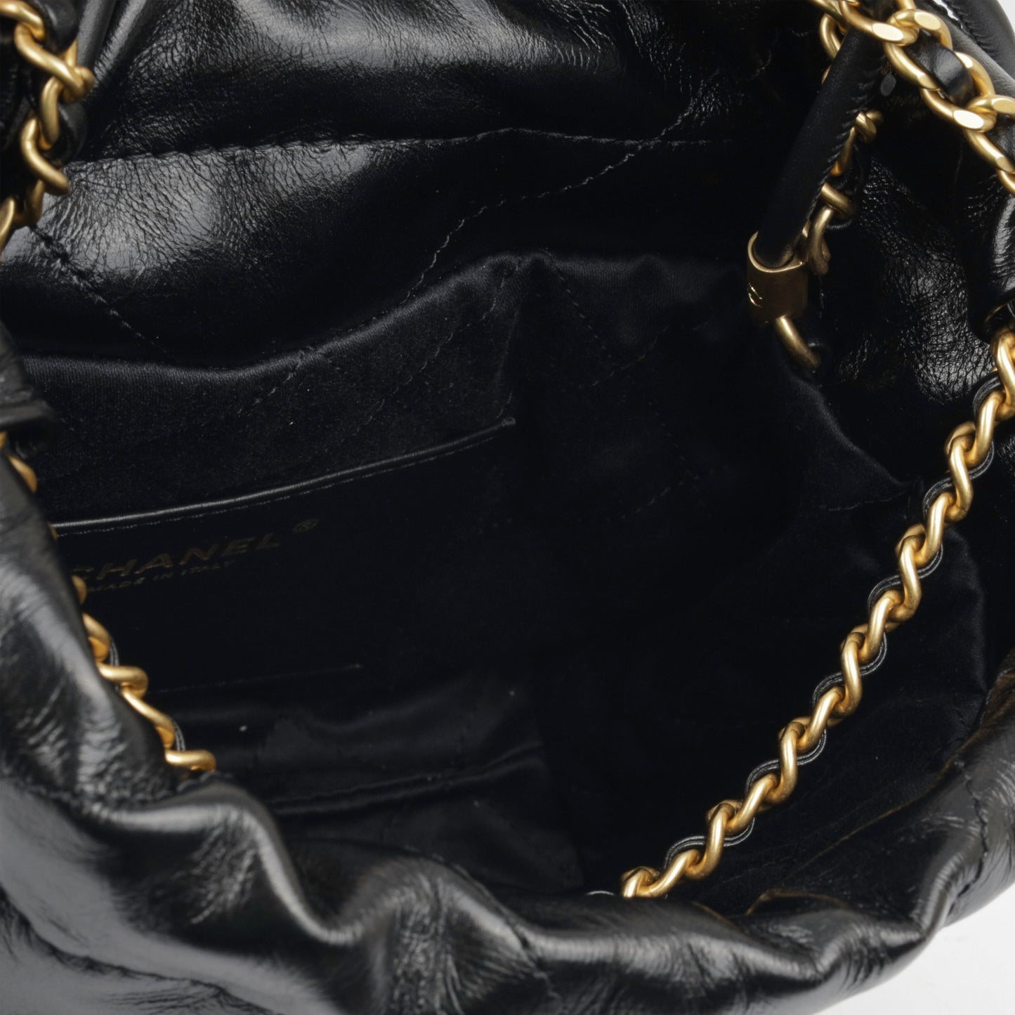 Chanel Chanel 22 Shoulder Bag - Rovelle Bags