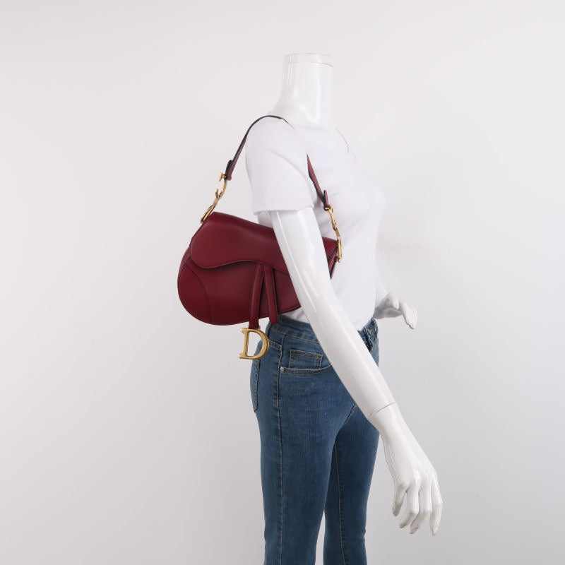 Dior Saddle Shoulder Bag Medium Red Smooth Leather Gold Hardware