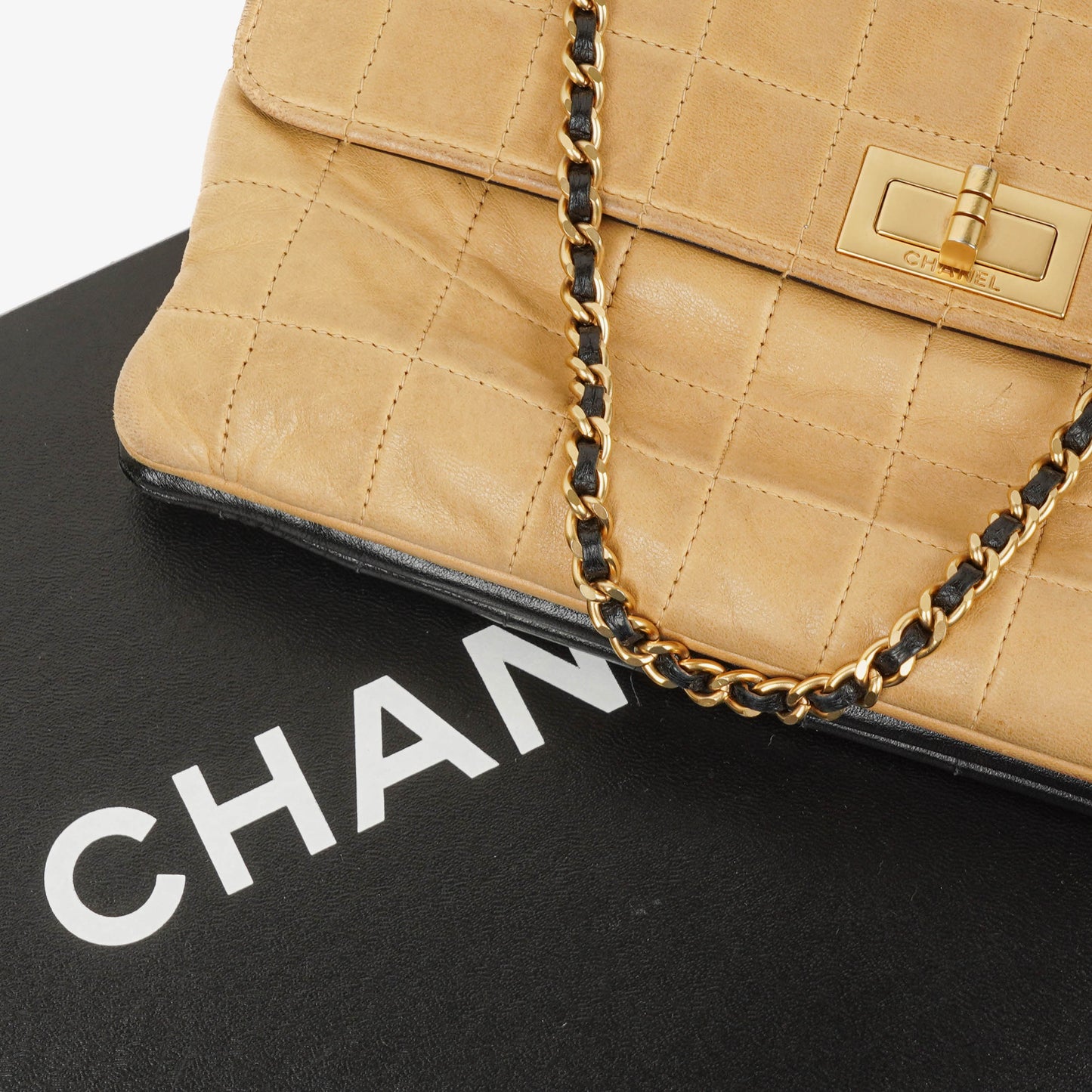 Chanel Double Sided Bi-Colour Chocolate Ba Quilted Lambskin 2.55 Reissue Flap Bag