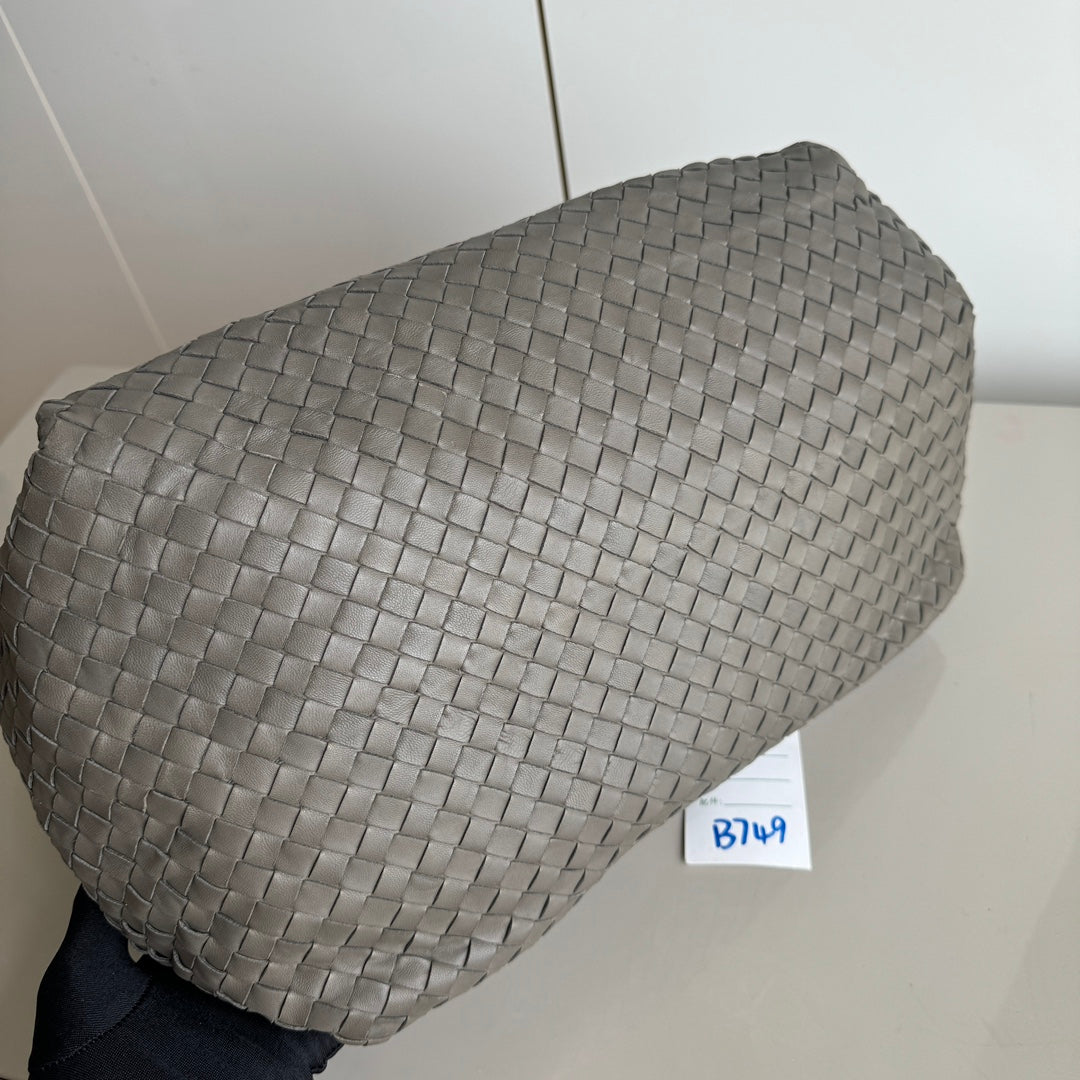 Bottega Veneta Veneta Shoulder Bag - Rovelle Bags