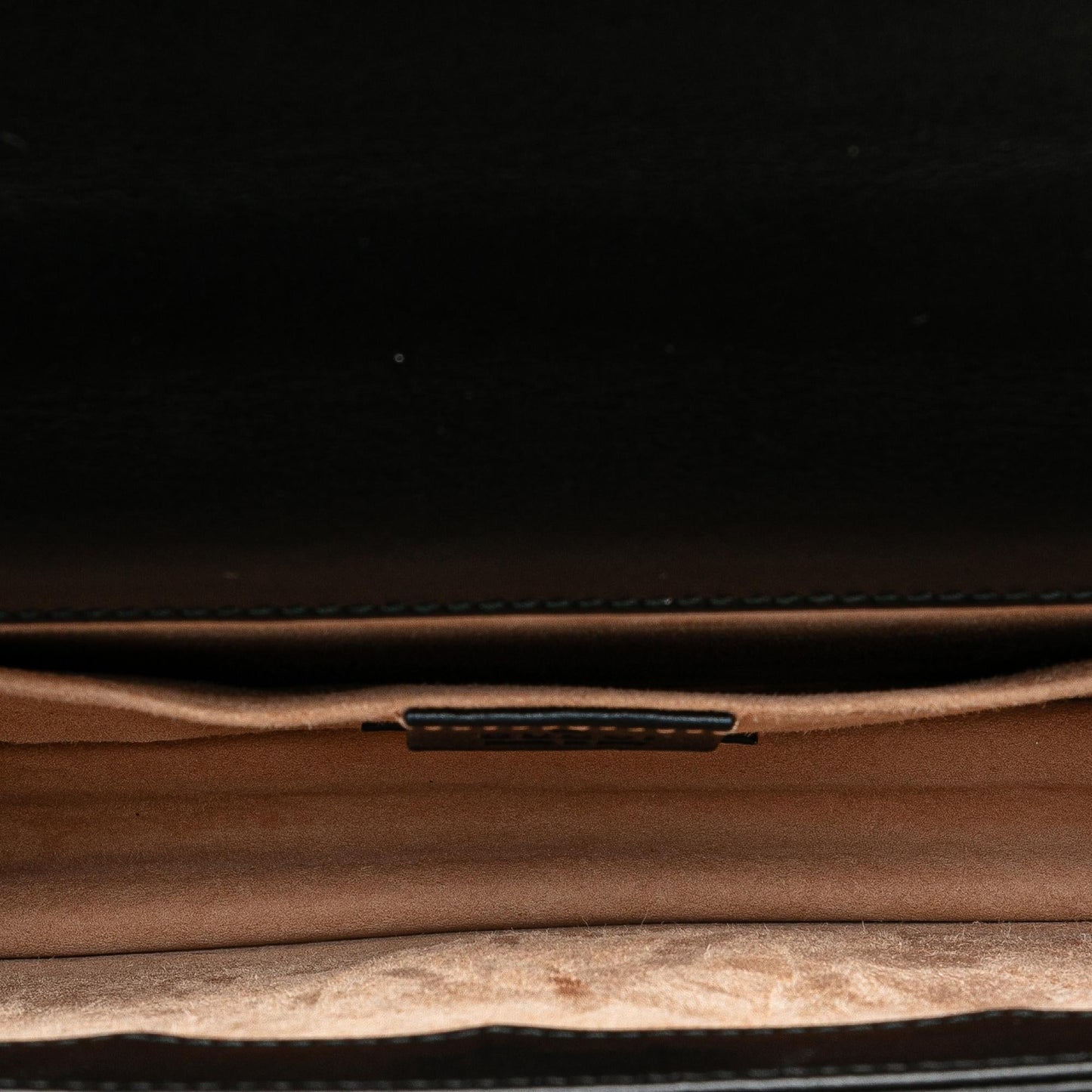 Gucci GG Marmont Leather Ribbon Crossbody (SHG-8Fv04O)