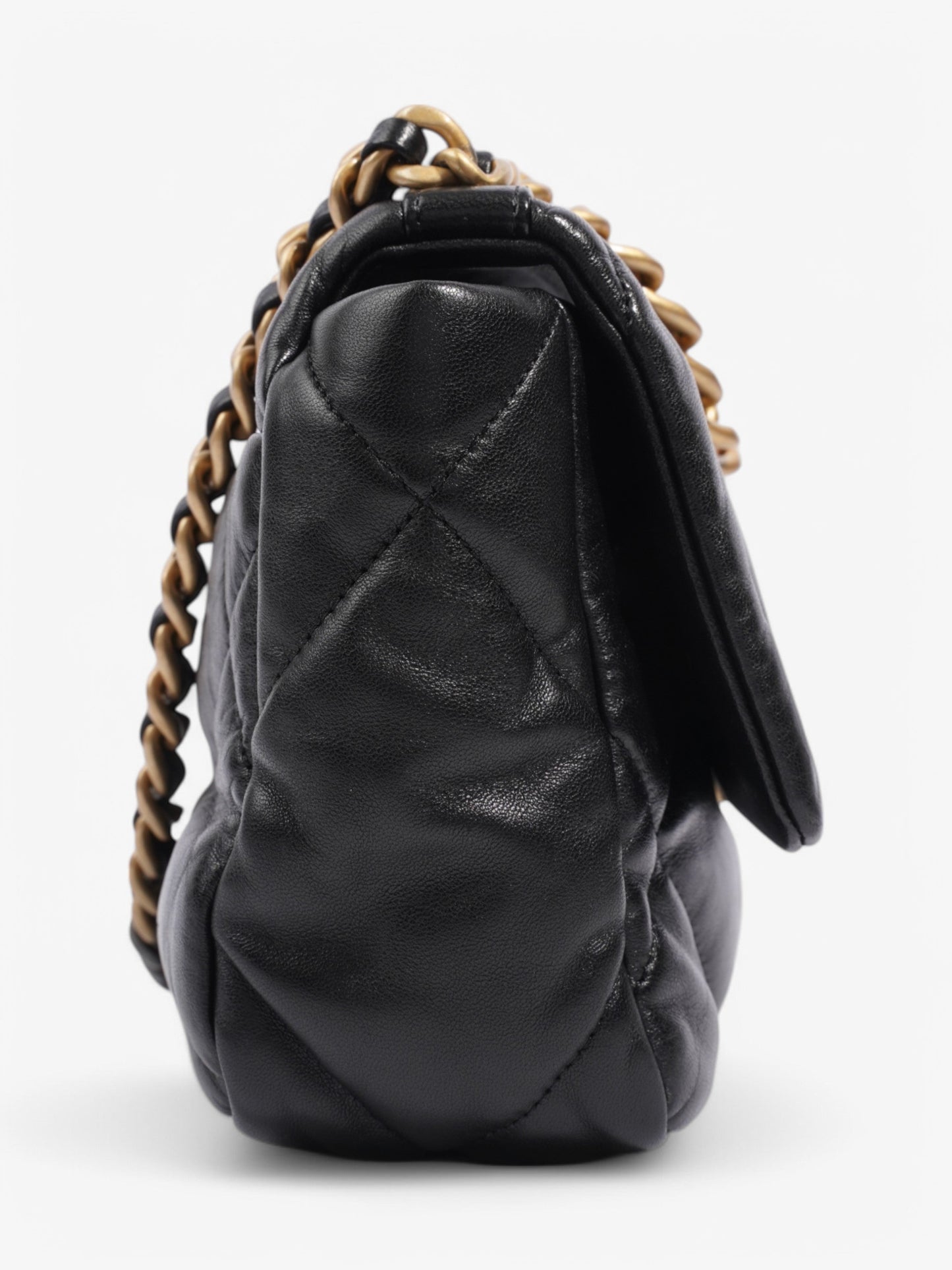 Chanel Chanel 19 Shoulder Bag - Rovelle Bags