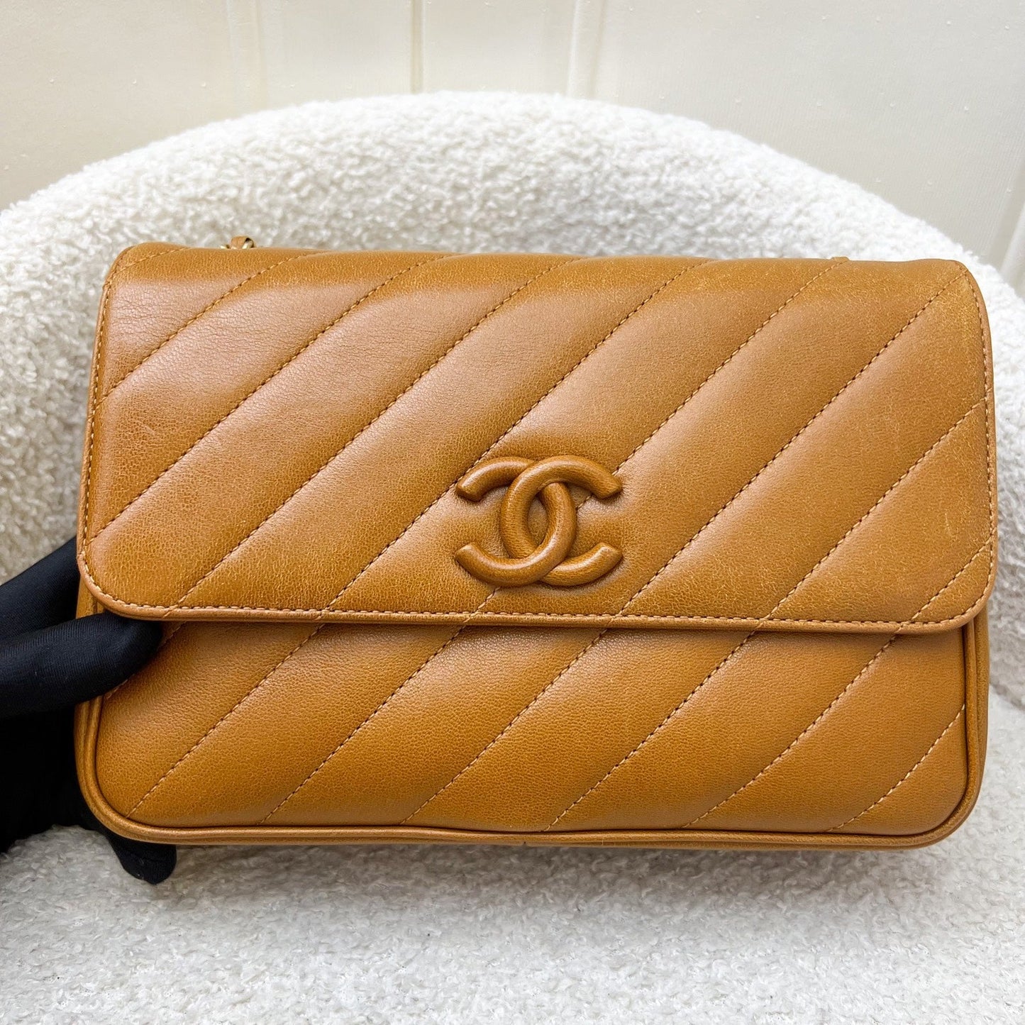 Chanel Diagonal Quilted Small Flap Flap Bag - Rovelle Bags