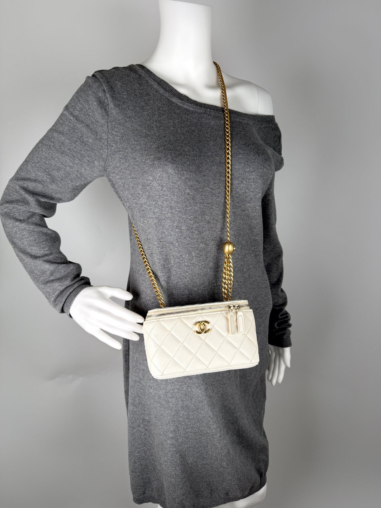 Chanel White Sweetheart Caviar Vanity Case Crossbody Bag - Rovelle Bags