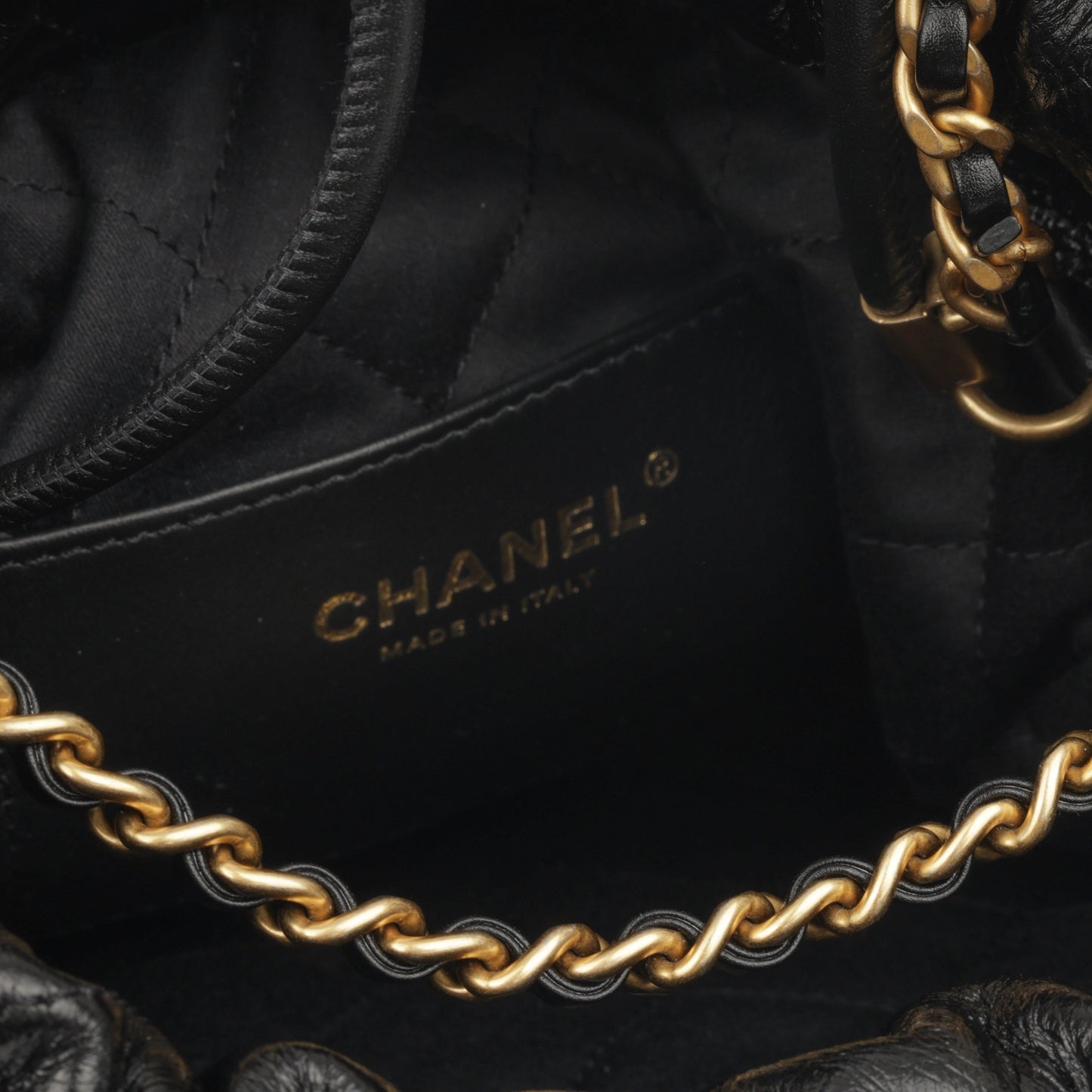 Chanel Chanel 22 Shoulder Bag - Rovelle Bags