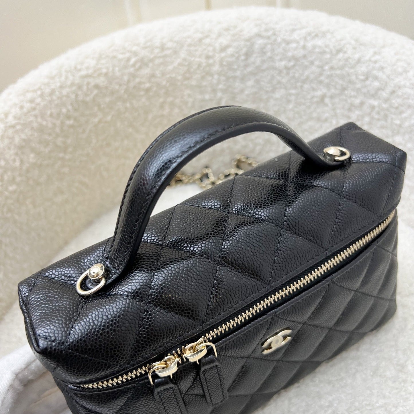 Chanel 25C Vanity / Clutch with Vanity Bag - Rovelle Bags