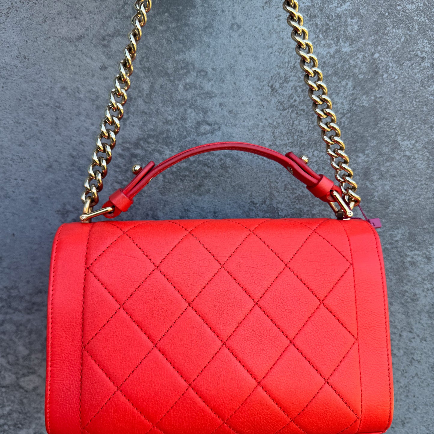 Chanel Label Click Flap Red in Quilted Calfskin With Gold-Tone Hardware