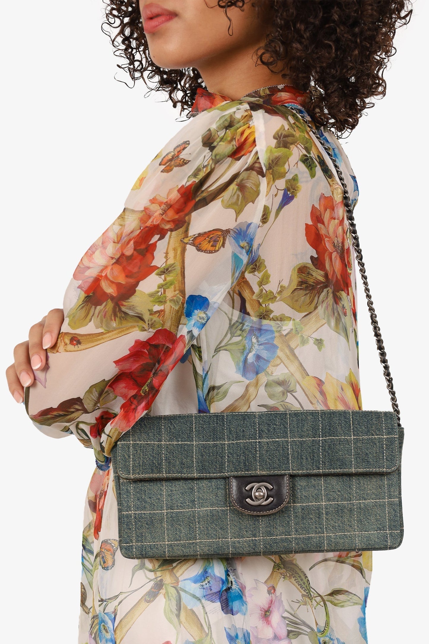 Chanel ™ 2000-02 Blue Shoulder Bag - Rovelle Bags