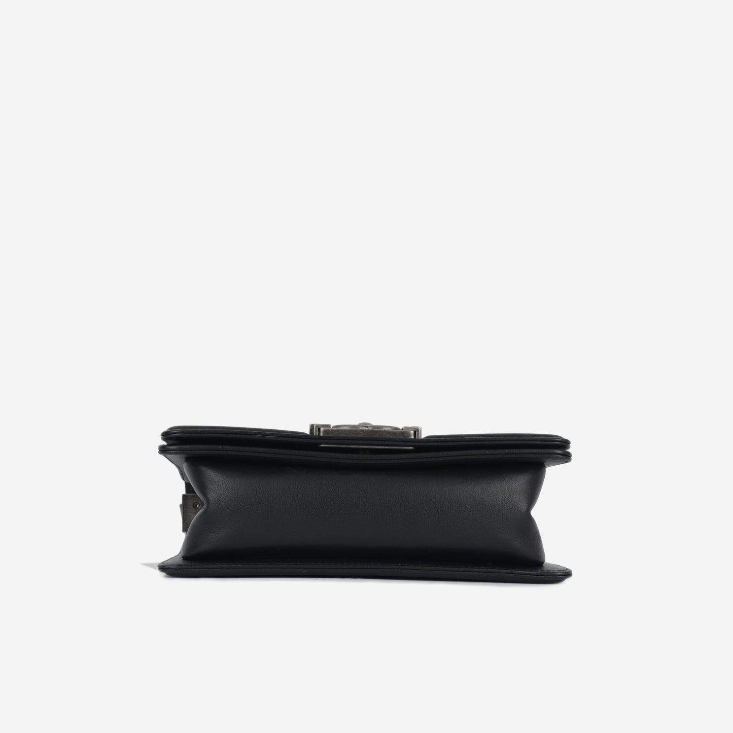 Chanel Boy Bag Shoulder Bag - Rovelle Bags