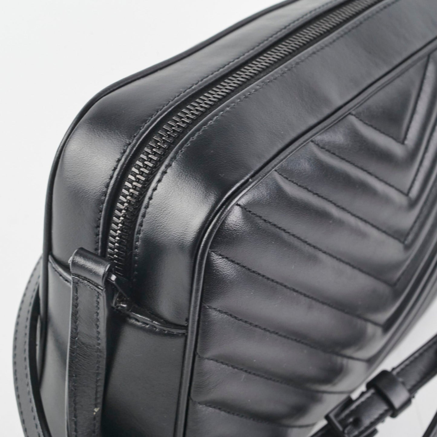 Saint Laurent Lou Crossbody - Rovelle Bags