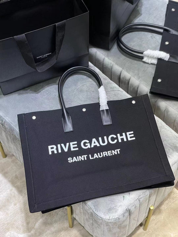 Yves Saint Laurent Everyday Handbag