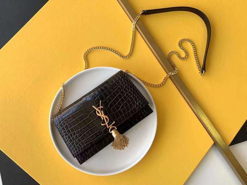 Yves Saint Laurent City Refined Handbag