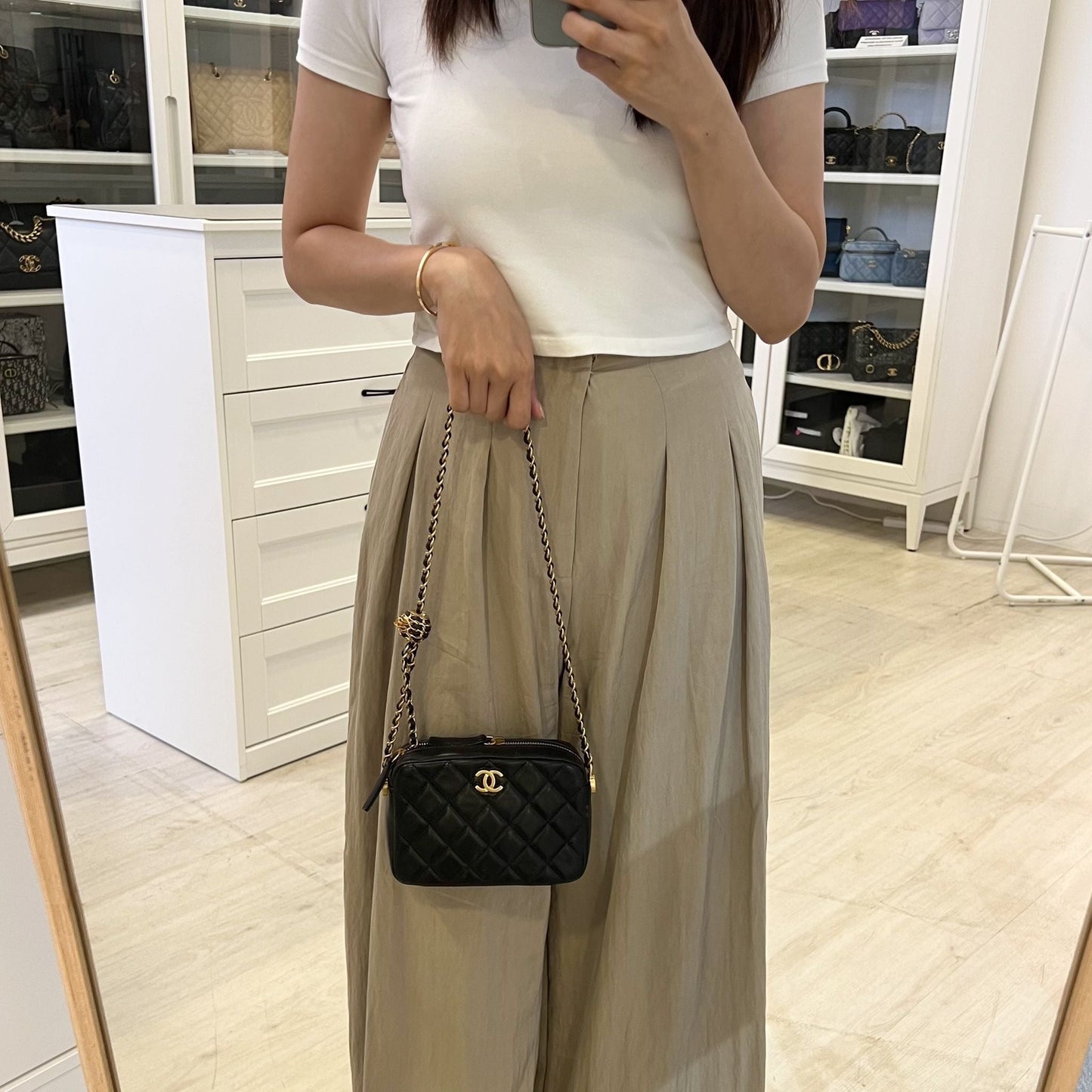 Chanel 22S Pearl Crush Camera Camera Bag - Rovelle Bags