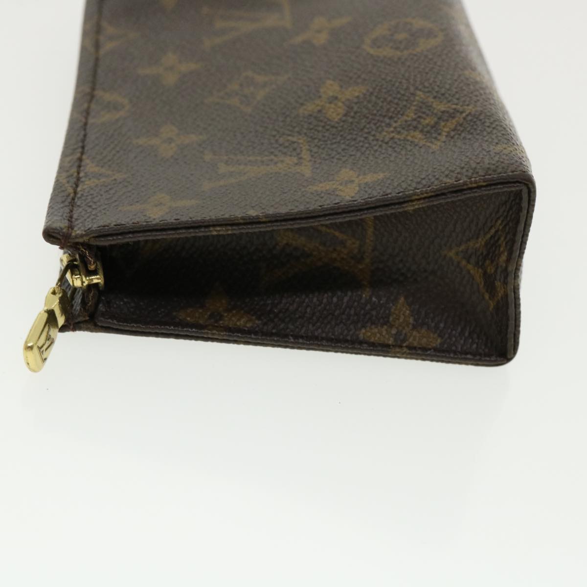 LOUIS VUITTON Monogram Poche Toilette 15 Pouch M47546 LV Auth ar7892B