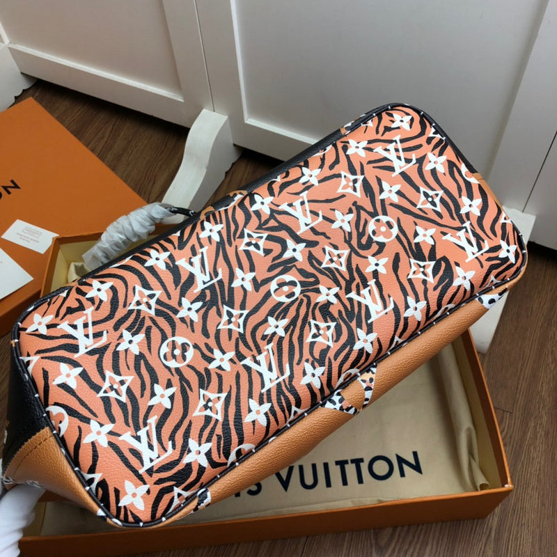 Louis Vuitton Luxury Bags 1923