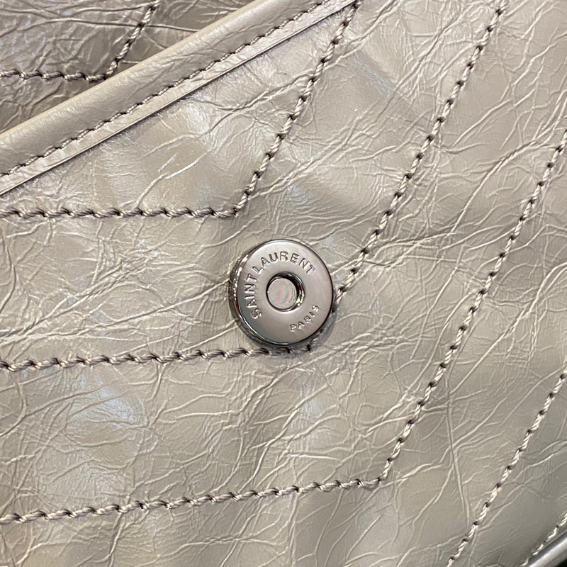 Yves Saint Laurent Editorial Signature Handbag