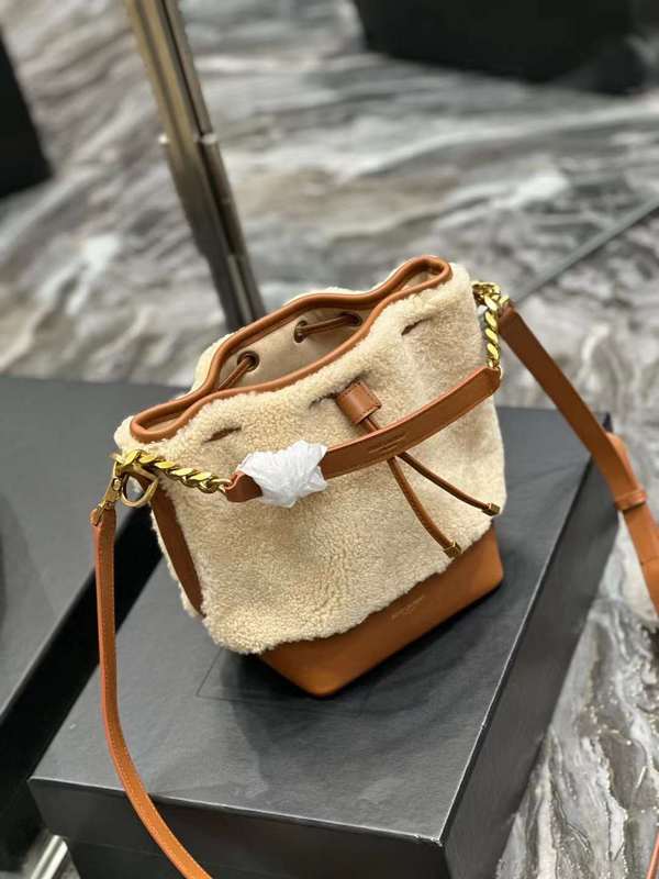Yves Saint Laurent Refined Handbag